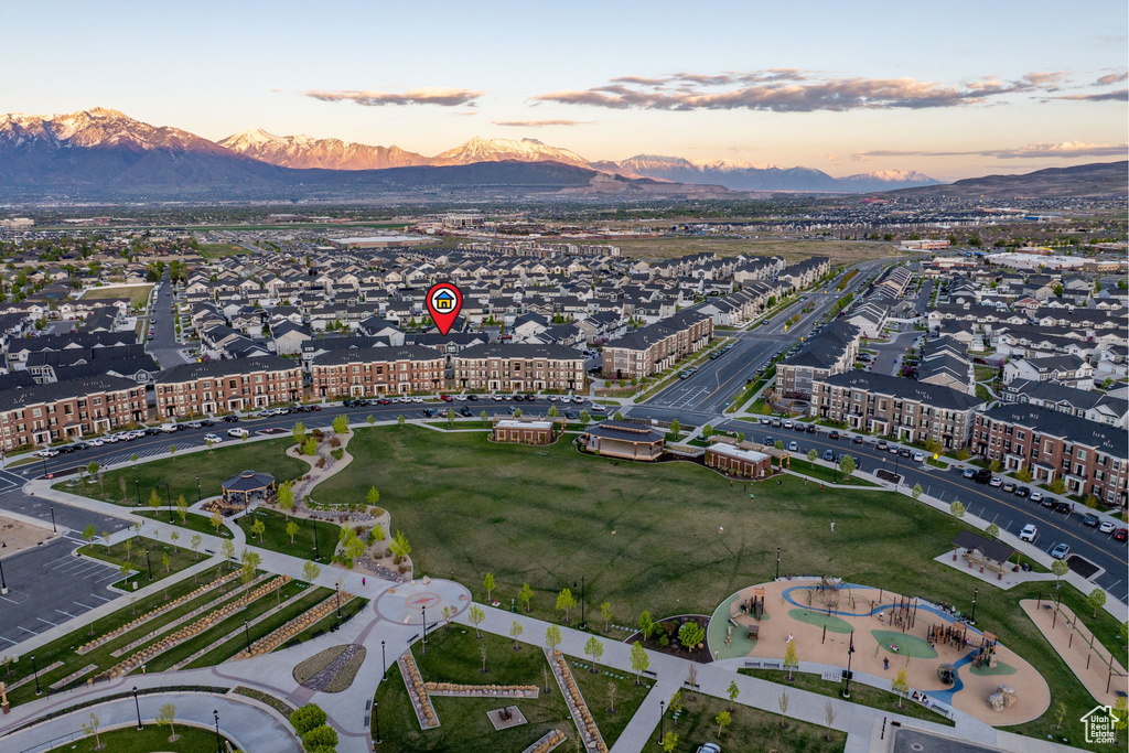 Bird's eye view featuring a mountain view