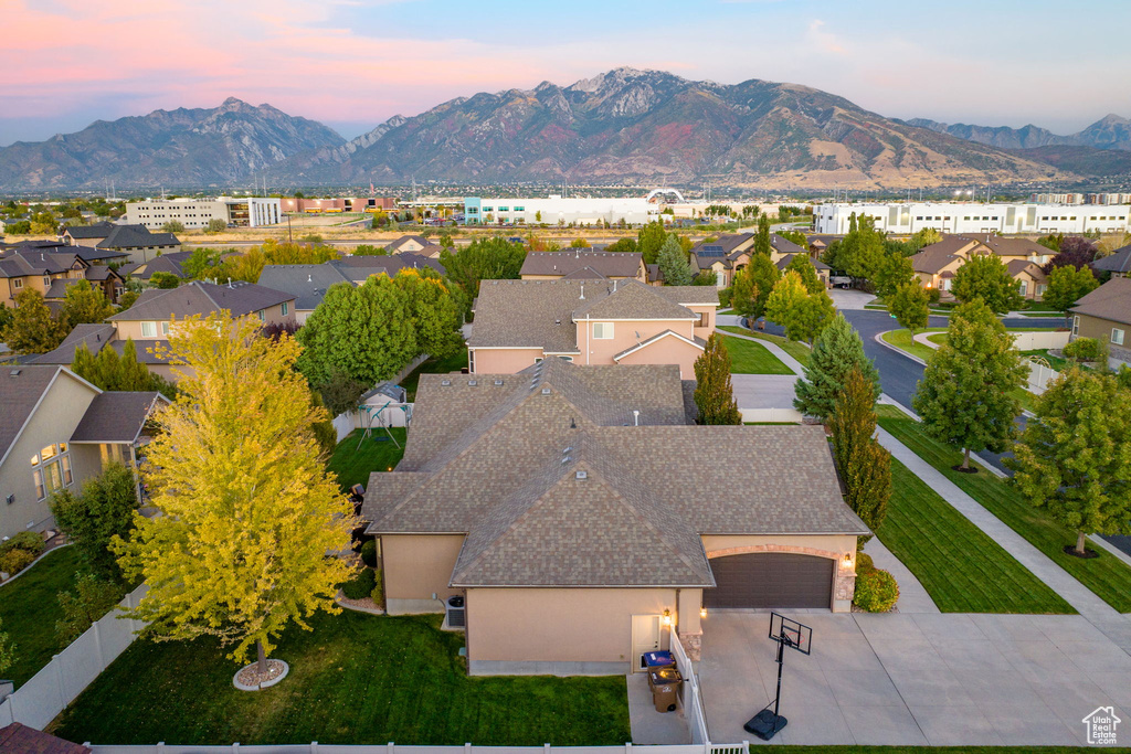 Drone / aerial view featuring a residential view and a mountain view