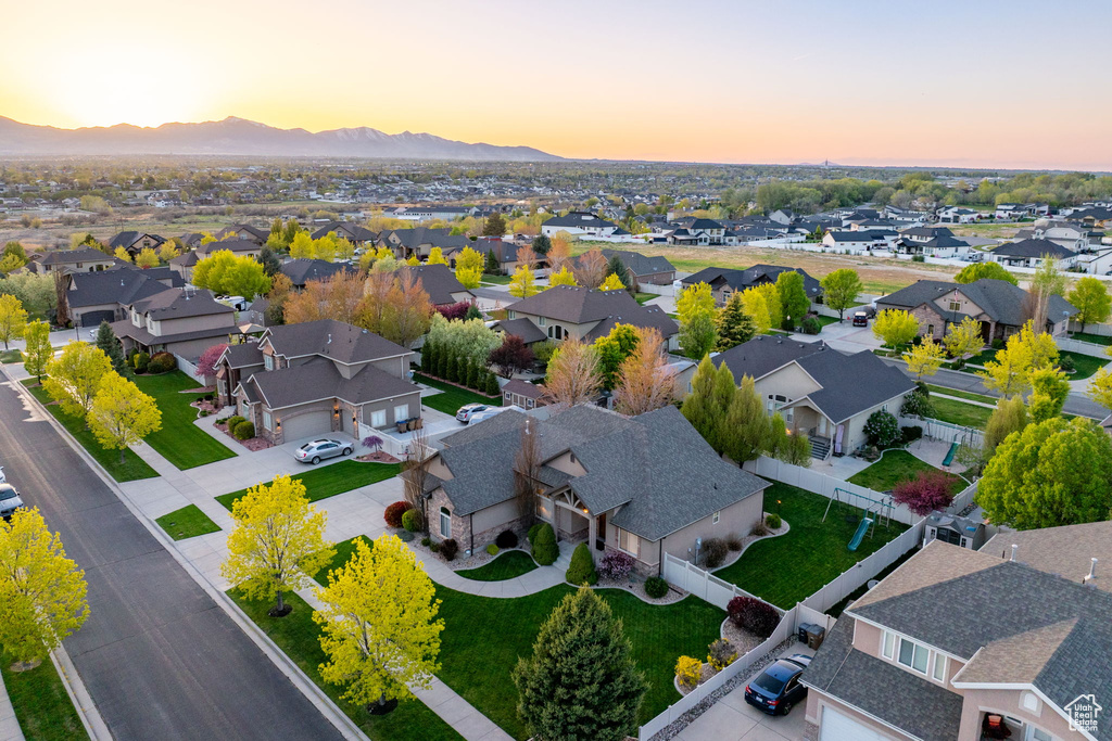 Bird's eye view with a mountain view and a residential view