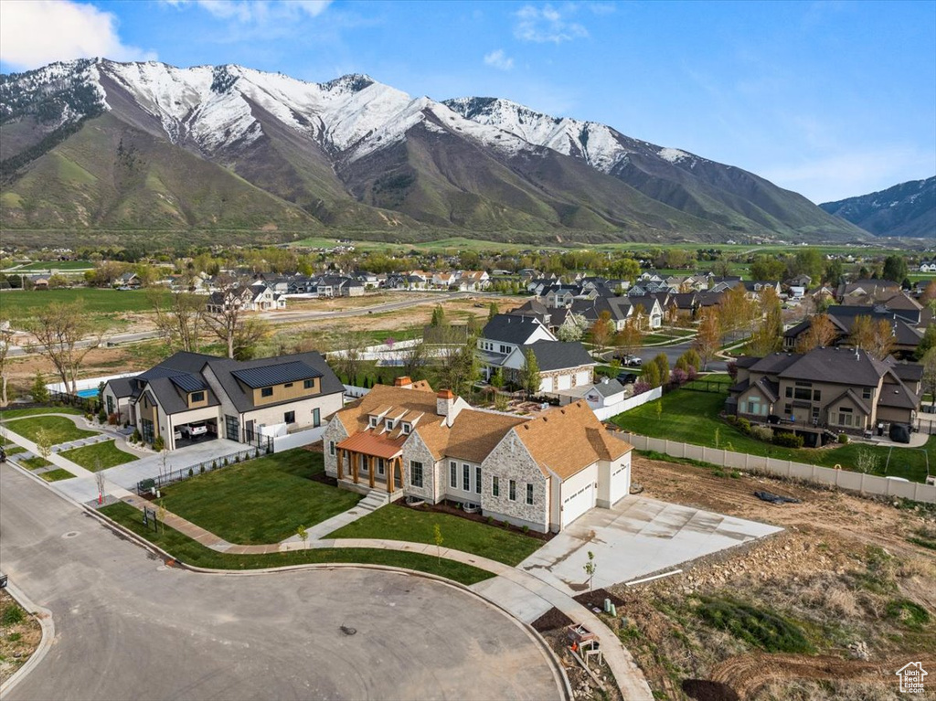 View of mountain feature with a residential view