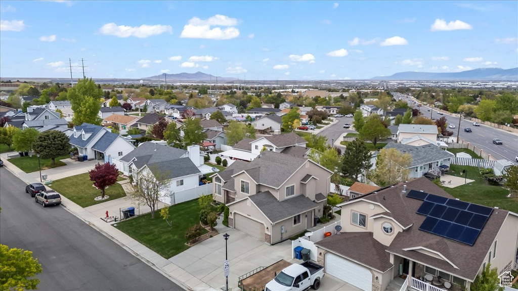 Aerial view with a residential view and a mountain view