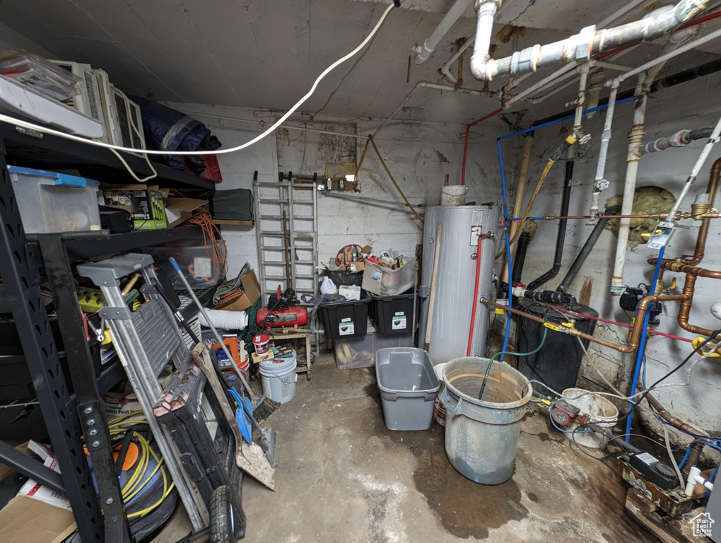Storage with gas water heater