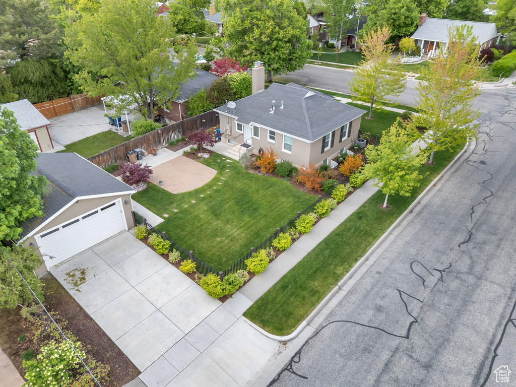 Aerial view with a residential view