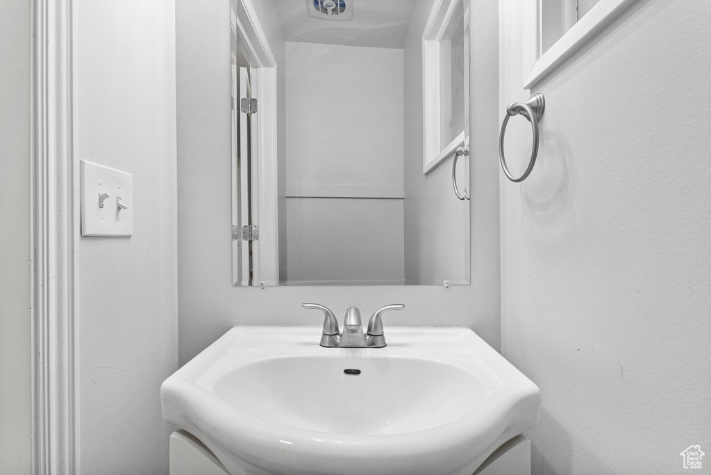 Bathroom featuring a sink