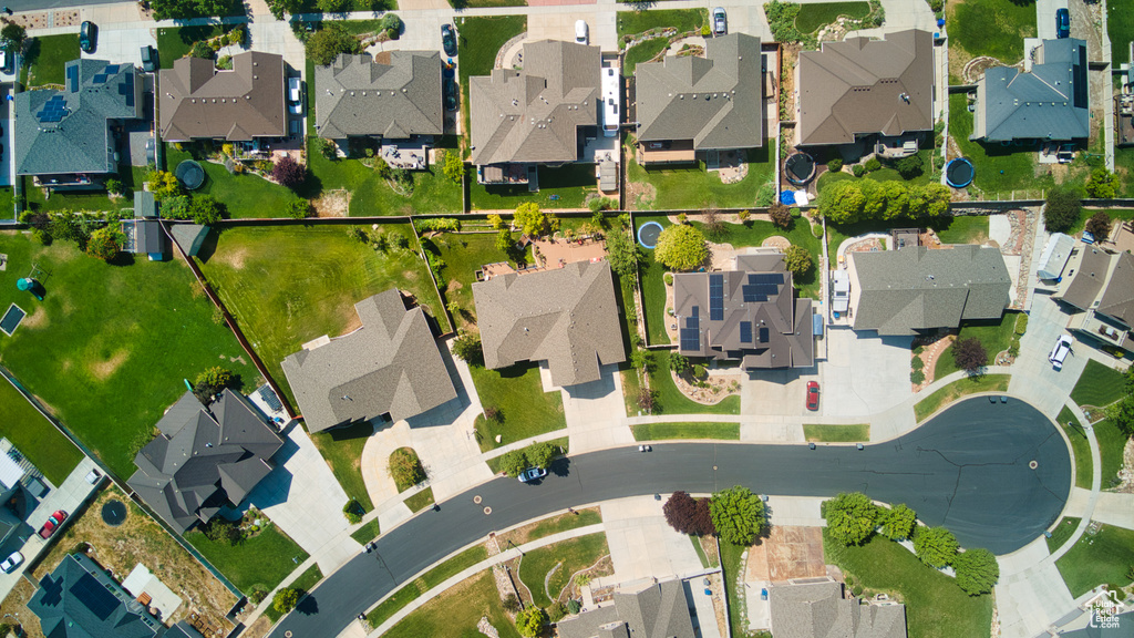 Birds eye view of property featuring a residential view
