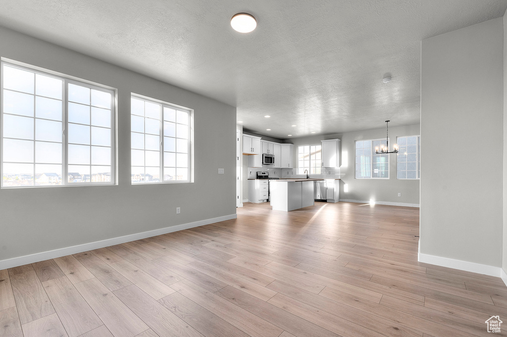 6644 W SPRING SNOW LN Herriman, UT 84096