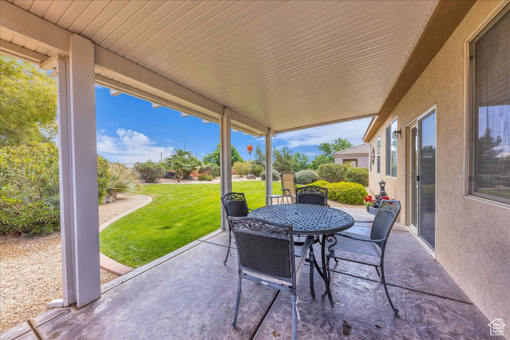 View of patio / terrace featuring outdoor dining area