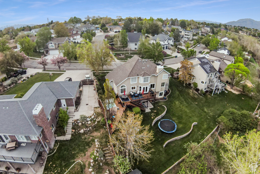 Birds eye view of property featuring a residential view