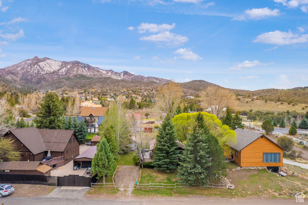 View of mountain feature featuring a residential view