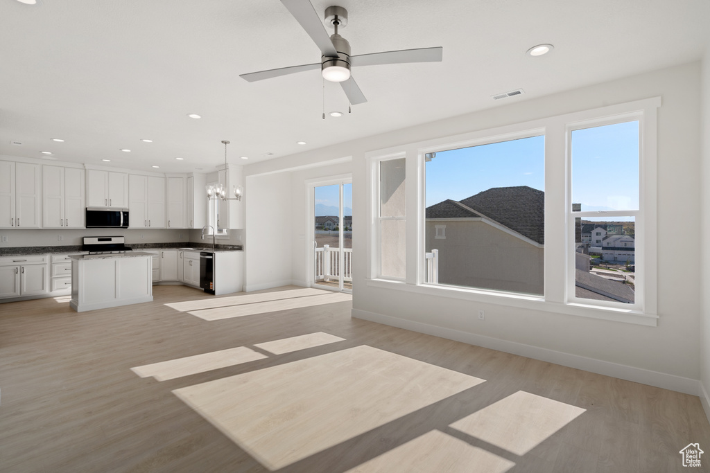 Photo 4 for MLS #2081775 at 9814 N Bridge