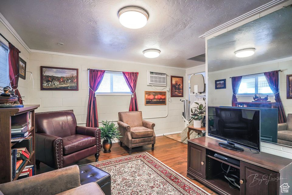 172 E RED RD Central, UT 84722