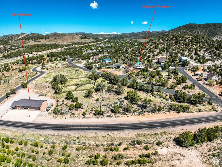 172 E RED RD Central, UT 84722