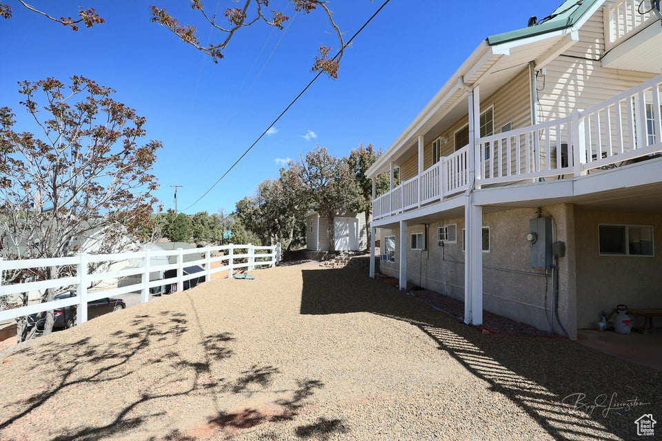 172 E RED RD Central, UT 84722