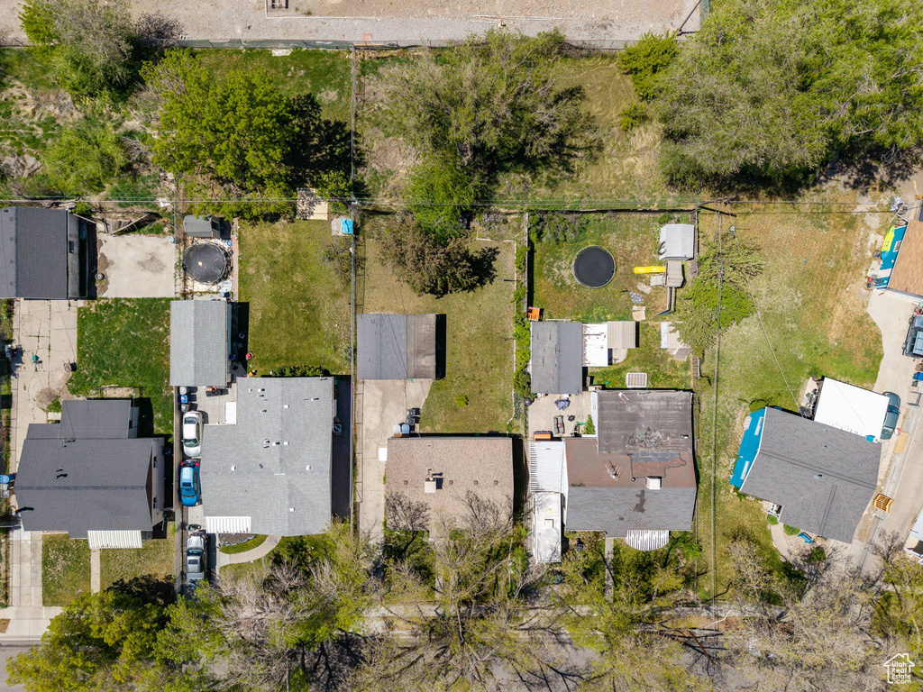 Bird\'s eye view with a residential view