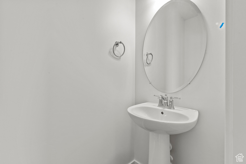 Bathroom with a sink