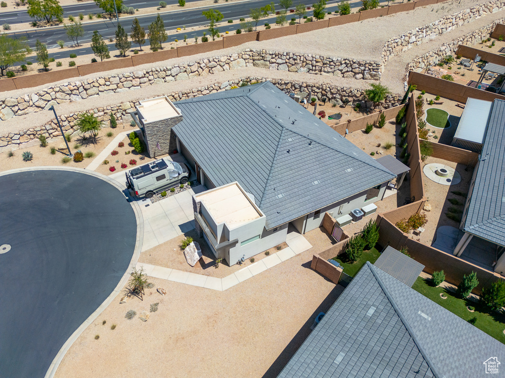 Birds eye view of property