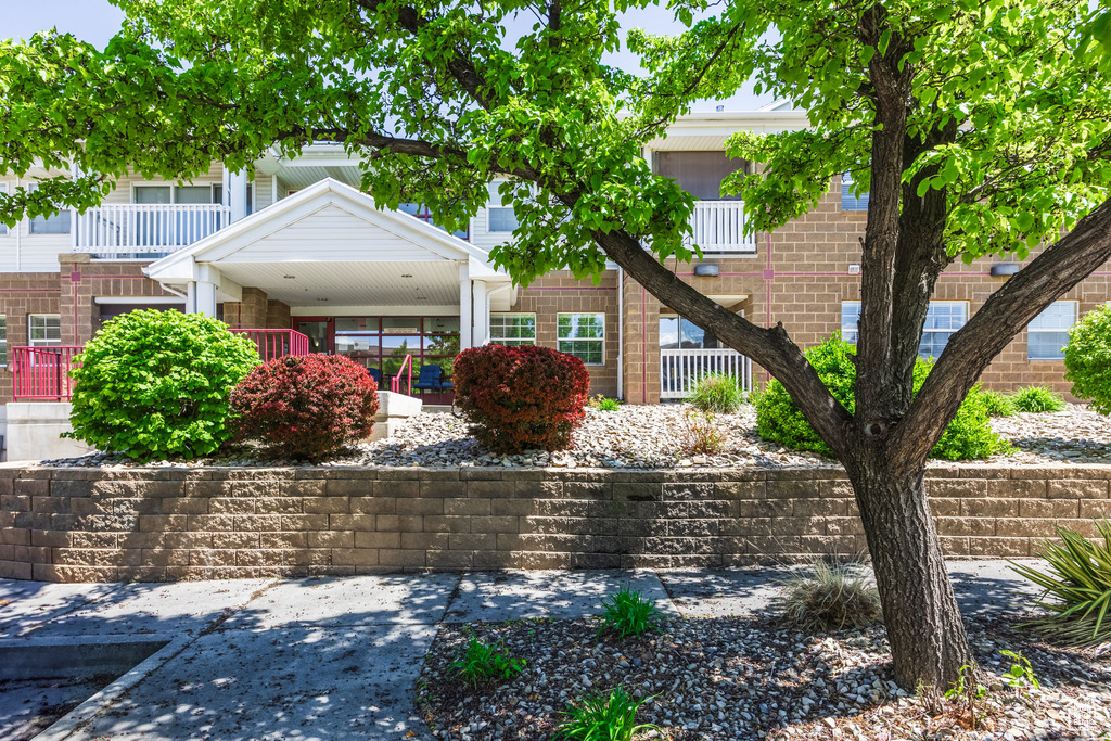 11035 S GRAPE VINE CV #106 Sandy, UT 84070