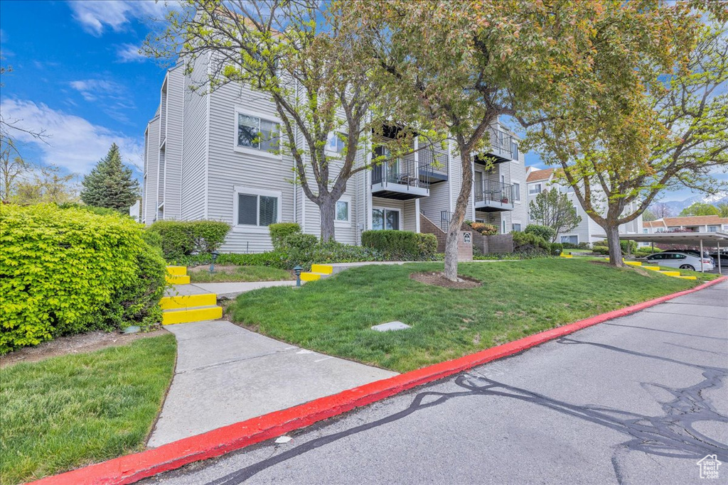 Multi unit property with a front lawn