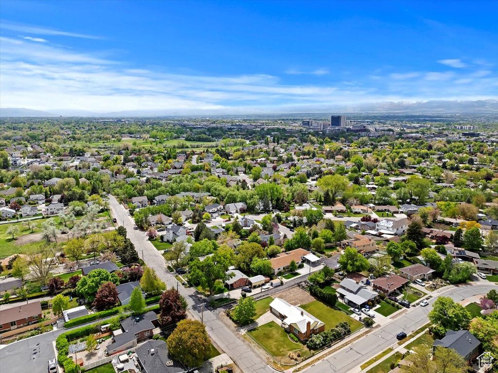 Bird\\\'s eye view featuring a residential view