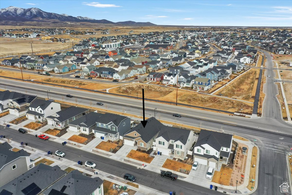 Bird's eye view with a residential view and a mountain view