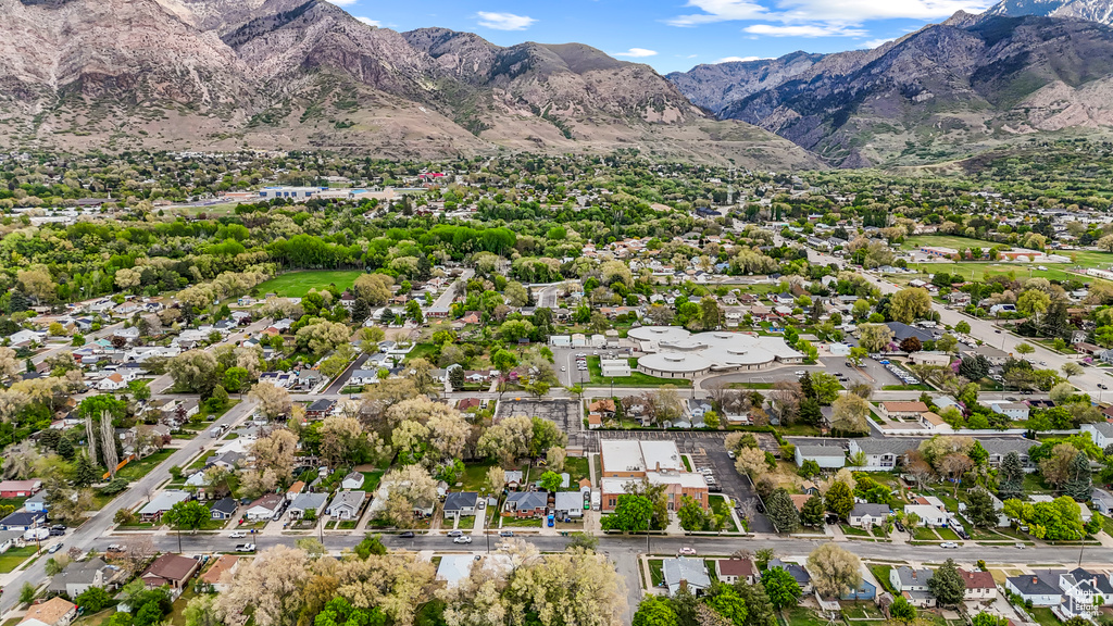 Drone / aerial view featuring a residential view and a mountain view