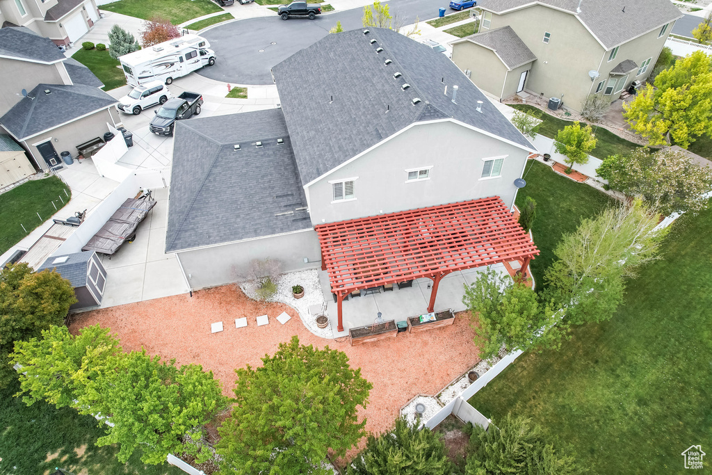 Birds eye view of property