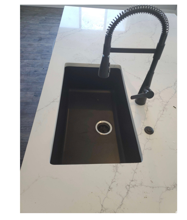 Details featuring drainage system