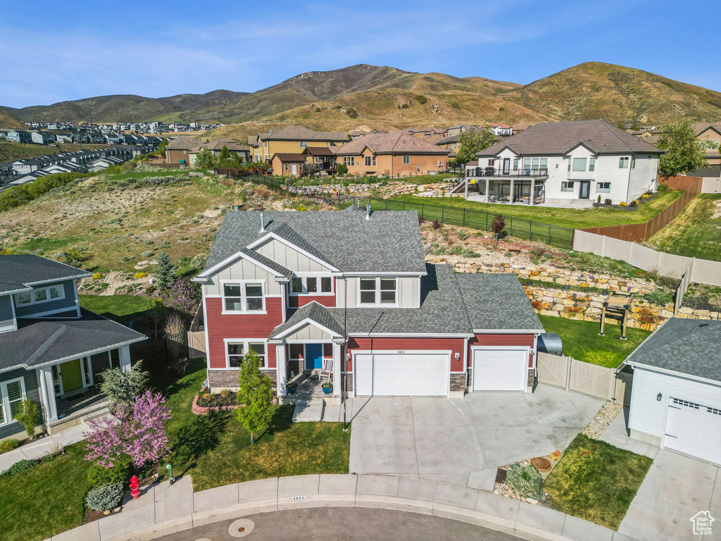 Aerial view with a mountain view and a residential view
