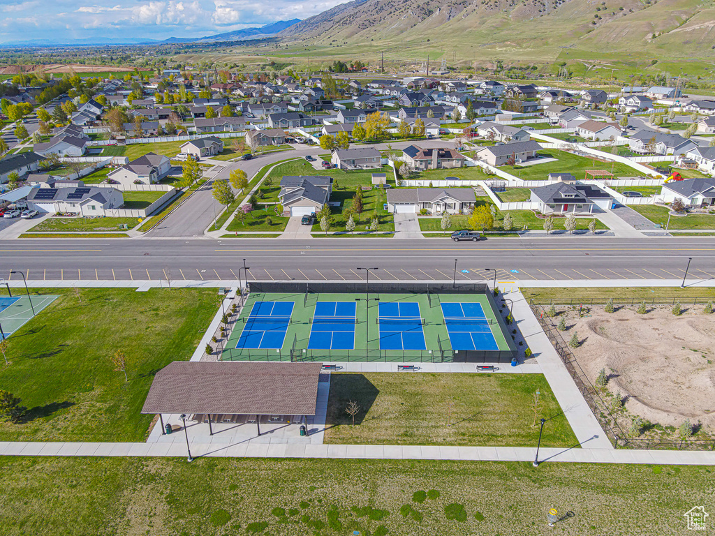 Aerial view featuring a residential view and a mountain view