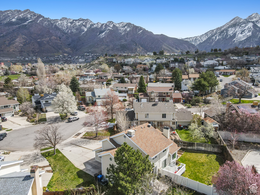 Drone / aerial view featuring a residential view and a mountain view
