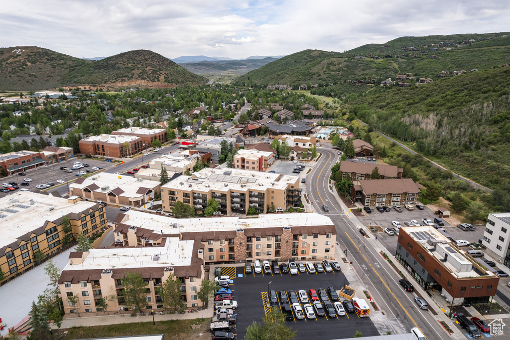 Bird's eye view with a mountain view