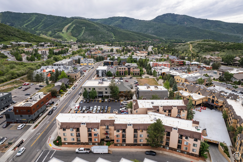 Drone / aerial view featuring a mountain view