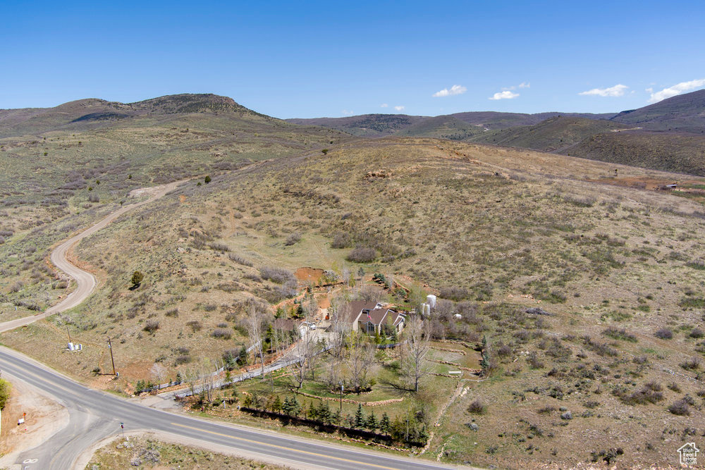 View of mountain feature