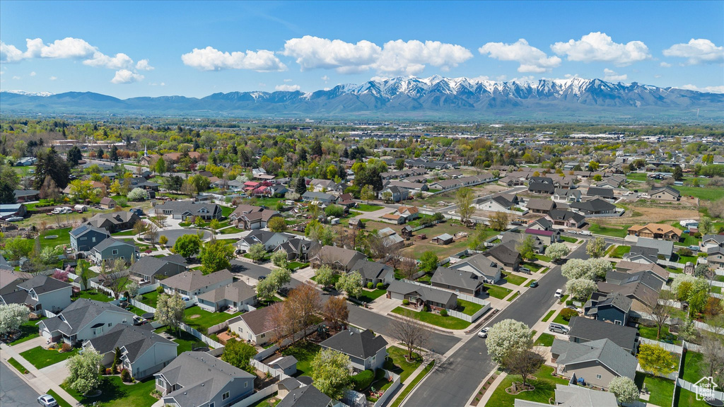 Aerial view featuring a mountain view and a residential view