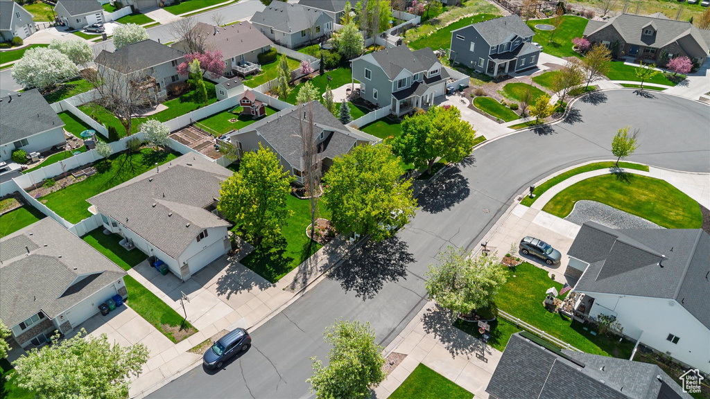 Bird\'s eye view featuring a residential view