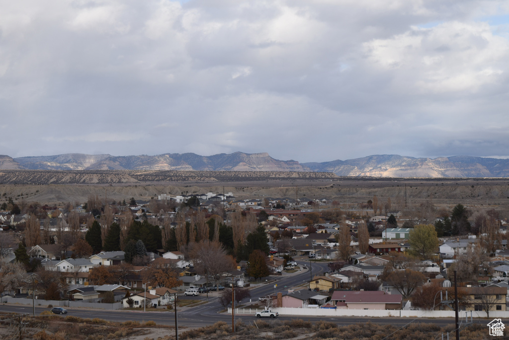 View of mountain feature featuring a residential view