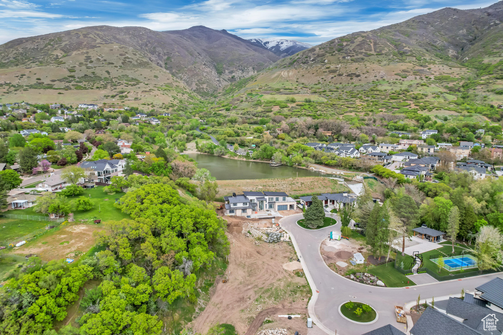 Aerial view with a residential view and a mountain view