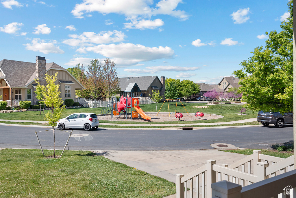 View of street with a residential view and sidewalks