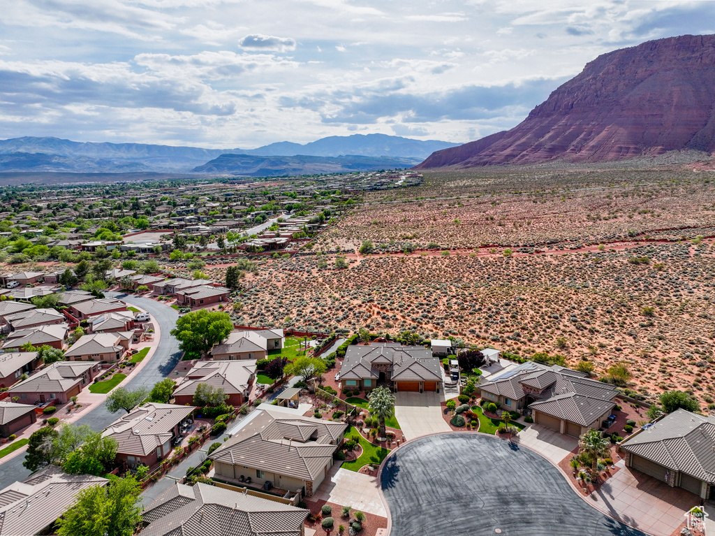 Drone / aerial view featuring a residential view and a mountain view