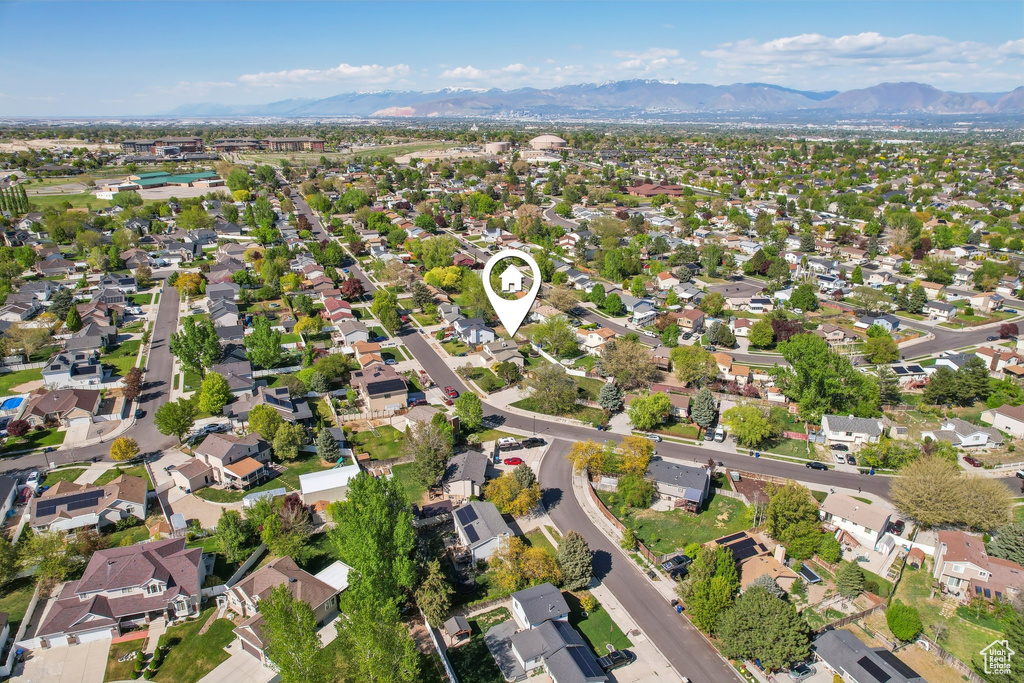 Bird\'s eye view featuring a residential view and a mountain view