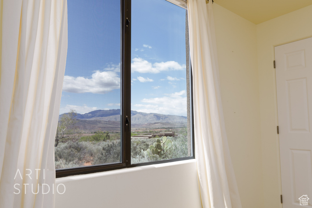 Details featuring a mountain view