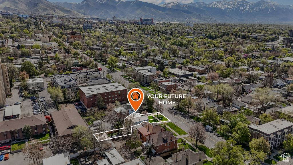 Bird's eye view featuring a mountain view
