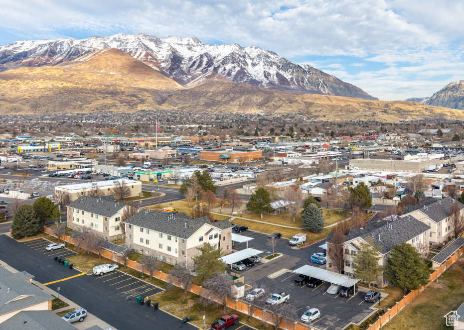 Drone / aerial view featuring a mountain view