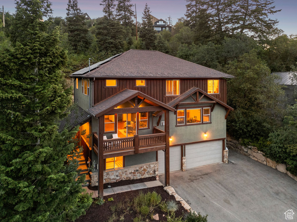 Photo 2 for MLS #2082217 at 210 Parkview Dr