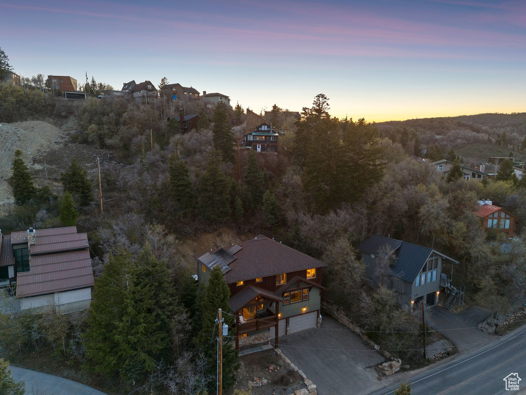 Birds eye view of property featuring a residential view