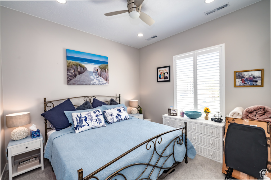 Bedroom featuring visible vents, recessed lighting, carpet, and ceiling fan