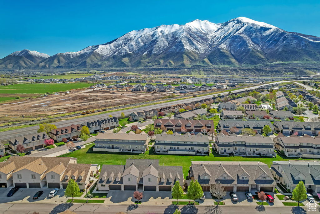 Aerial view with a mountain view and a residential view