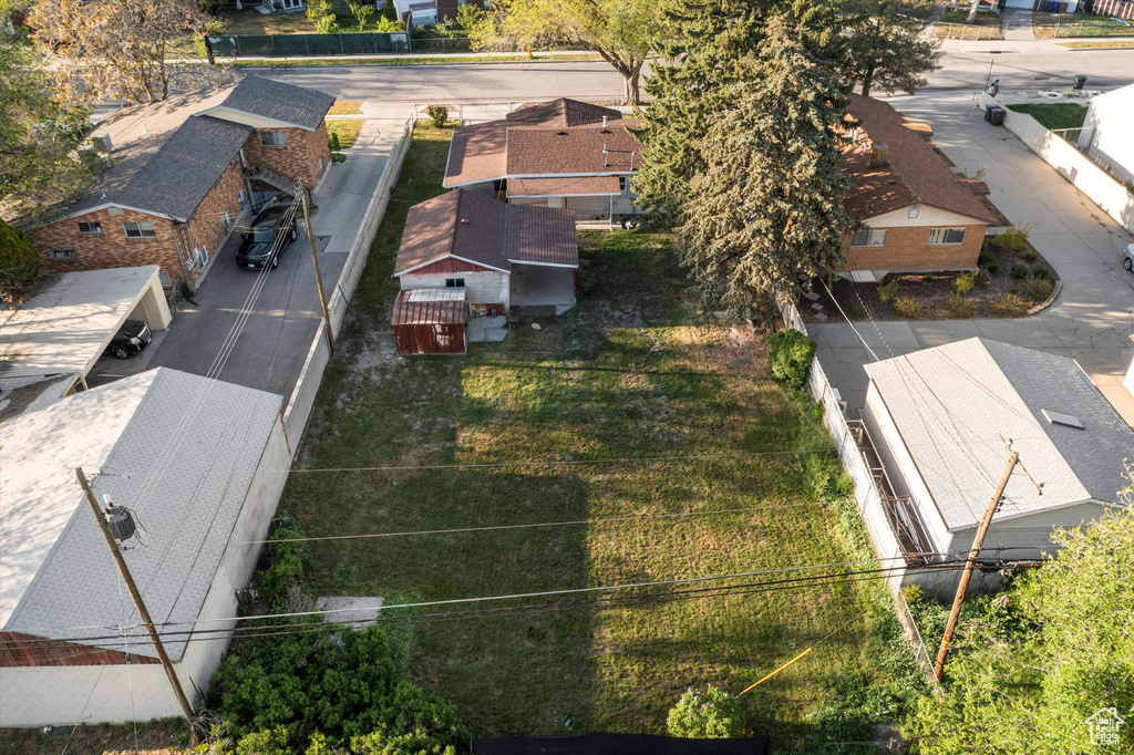 Birds eye view of property featuring a residential view