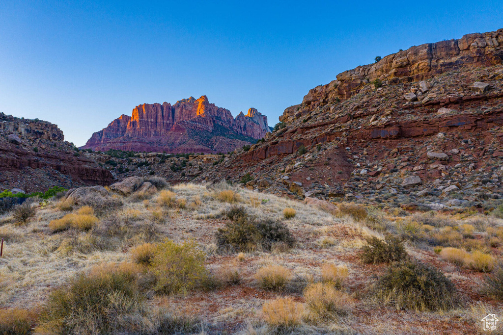 View of mountain feature