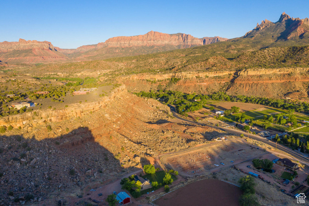 View of mountain feature